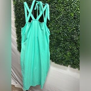 (A49) NWT NY&Co | MIDI Body con